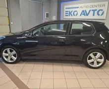 Notranja slika - Volkswagen Golf - 1.6 TDI KREDIT BREZ POLOGA-1LASTNIK-KOT NOV... - 8 - Predogledna slika