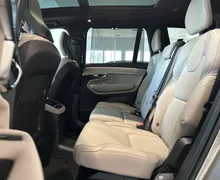 Notranja slika - Volvo XC90 - T8 AWD Ultra Dark 7s 3 leta garancije + 3 servisi. - 9 - Predogledna slika
