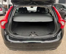 Zunanja slika - Volvo V60 - D4 - DIGITALNI ŠTEVCI - ODLIČEN - 12 - Predogledna slika