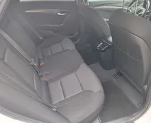 Notranja slika - Hyundai i40 - 1.7 CRDI 85KW PREMIUM FUL LED-NAVI-KAMERA-PDC- - 9 - Predogledna slika