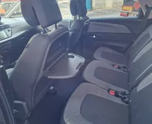 Notranja slika - Citroën C4 SpaceTourer - 1.5D AVTOMATIK - 10 - Predogledna slika