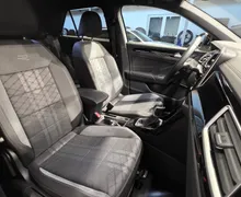 Zunanja slika - VW T-Roc - 1,5 TSI BMT R-Line DSG 1.LAST SLO VIRTUAL KAM iQLED - 18 - Predogledna slika