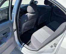 Zunanja slika - Hyundai Elantra - 2.0 CVVT GLS Top-K LEPO OHRANJENO VOZILO - 11 - Predogledna slika