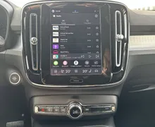 Notranja slika - Volvo XC40 - B3 P Core Avt. - 14 - Predogledna slika