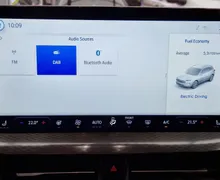 Zunanja slika - Ford Kuga - 2.5 Duratec FHEV Titanium CVT-SLO-LED-NAVI-KAMERA - 18 - Predogledna slika