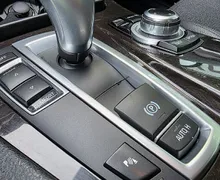 Zunanja slika - BMW Serija 5 - Touring: 525D AVTOMATIK LED-NAVI-GRETJE SEDEŽEV-ALU - 17 - Predogledna slika