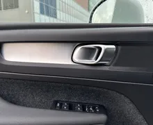 Notranja slika - Volvo XC40 - B3 P Core AT DCT 3 leta garancije + 3 servisi... - 12 - Predogledna slika