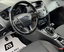 Notranja slika - Ford Focus - 1.LAST+SLO+PDC+TEMP+ALU+LEANPAY - 10 - Predogledna slika
