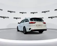 Notranja slika - KIA Ceed SW - 1.5 T-GDI LX Champion+ ISG - 7 - Predogledna slika