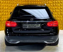 Notranja slika - Mercedes-Benz C-Razred - C220d AUT-LCI-4MATIC-KAMERA-KLJUKA-GRETJE-NAVI - 10 - Predogledna slika