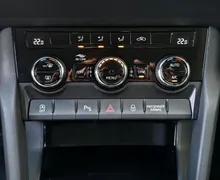 Zunanja slika - Škoda Karoq - 1.5TSI DSG Ambition •ACC•KAMERA•LANE•KEYLESS•17C• - 13 - Predogledna slika