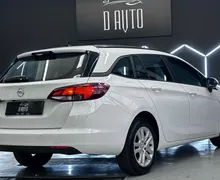 Notranja slika - Opel Astra - Sports Tourer 1.6 CDTI VELIKA NAVI+KAMERA+GR.SED.. - 7 - Predogledna slika