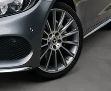 Zunanja slika - Mercedes-Benz C-Razred - C 220 d AMG LINE LED PDC KAMERA NAVI PANORAMA TO.. - 6 - Predogledna slika