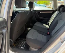 Notranja slika - Volkswagen Passat Variant - 2.0 TDI-DSG-BI-XENON-LED-PDC-F1-TEMPOMAT... - 8 - Predogledna slika