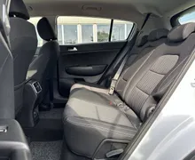 Notranja slika - KIA Sportage - 1.6 GDI LX Active ISG - 11 - Predogledna slika