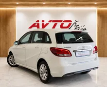 Zunanja slika - Mercedes-Benz B-Razred - 200 d-AVTOMATIK-SPORT-LED-KAMERA-NAVI-TEMPOMAT - 3 - Predogledna slika