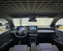 Zunanja slika - Renault 5 E-Tech Electric - Techno EV40 + Paket Zima Udobje-Vožnja Parkiran - 10 - Predogledna slika