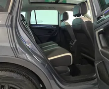 Notranja slika - Volkswagen Tiguan - Urban Sport 2.0 TDI DSG- Matrix.pano.HarmanK.asist - 19 - Predogledna slika
