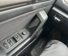 Zunanja slika - Volkswagen T-Roc - 2.0 TDI avt. SCR Style 110.NEMŠKI+4ALU.ACC.NAVI - 9 - Predogledna slika