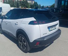Zunanja slika - Peugeot 2008 - 1.2 PureTech 130 S S GT Avt.-SLO AVTO-1 LASTNIK - 4 - Predogledna slika