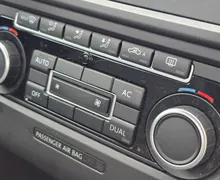 Zunanja slika - Volkswagen Golf - COMFORTLINE 1.6 TDI KLIMA-PDC-2.LASTNIK-SLOVENSKI - 16 - Predogledna slika