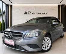 Notranja slika - Mercedes-Benz A-Razred - 180 -AMG SEDEŽI-KLIMA-ALU- - 9 - Predogledna slika