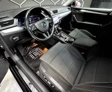 Notranja slika - Škoda Superb - 2.0 TDI 110 kW VIRTUAL-DSG-KLJUKA-MEMORY-NOVE GU.. - 10 - Predogledna slika