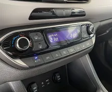 Zunanja slika - Hyundai i30 Wagon - 1.6 CRDI 110 PREMIUM SLOVENSKO POREKLO... - 7 - Predogledna slika
