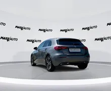 Notranja slika - Mercedes-Benz A-Razred - A 180 Progressive Avt. VIRTUAL GRETJE SED.LED LUČI - 7 - Predogledna slika
