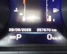Zunanja slika - Land Rover Discovery Sport - 2.0 TD4 4WD Luxury Avt. PANORAMA FINANCIRANJE - 10 - Predogledna slika