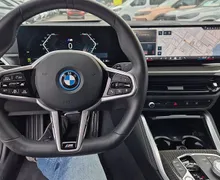 Zunanja slika - BMW i4 - eDrive40 - 13 - Predogledna slika