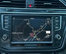 Notranja slika - Volkswagen Tiguan - 2.0 TDI-H LINE-PANORAMA-VIRTUAL-LIZING ZA TUJCE- - 12 - Predogledna slika