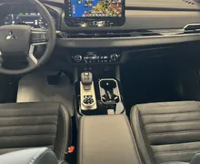 Zunanja slika - Mitsubishi Outlander - 2.4 PHEV Intense Auto - 7.000 EUR AKCIJA - - 8 - Predogledna slika
