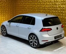 Notranja slika - Volkswagen Golf - 1.6 TDI R Line-LED-TEMP-PDC-MULTIFUNKCIJA - 8 - Predogledna slika