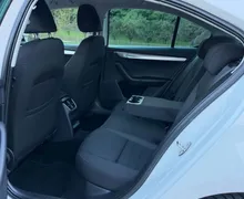 Notranja slika - Škoda Octavia - 1.6 TDI-LED-LIZING ZA TUJCE-TEMPOMAT-PDC- - 10 - Predogledna slika