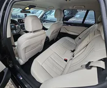 Notranja slika - BMW serija 5 Touring: - 530i xDrive |M-IZPUH-VOLAN|BOWERS|KAMERA|AMBIENT| - 10 - Predogledna slika