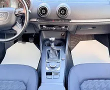 Notranja slika - Audi A3 - Limuzina 1.6 TDI clean diesel Ambiente - 11 - Predogledna slika