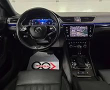 Notranja slika - Škoda Superb - Combi 2.0 TDI L K DSG - Matrix.360kam.usnje.Canton - 11 - Predogledna slika