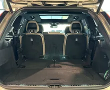 Notranja slika - Volvo XC90 - T8 AWD Ultra Dark 7s 3 leta garancije + 3 servisi. - 11 - Predogledna slika