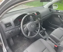 Notranja slika - VW Golf - 1.9 TDI Comfortline 77  105 - 8 - Predogledna slika