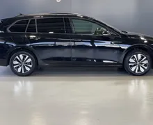 Zunanja slika - VW Golf - Variant 1.LASTNIK-VIRTUAL-NAVIGACIJA-RADAR-LED-LANE-ALU - 4 - Predogledna slika
