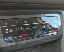 Zunanja slika - VW Tiguan - 1.4TSI eHybrid avt. 140kW VIRTUAL KAMERA ALU - 17 - Predogledna slika