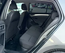 Notranja slika - Volkswagen Golf - 1.6 TDI-LED-LIZING ZA TUJCE-TEMPOMAT-ODLIČEN- - 10 - Predogledna slika