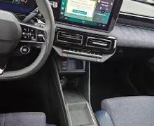 Zunanja slika - Renault 4 E-Tech Electric - Techno EV52 150 Comfort Range+Harman Kardon - 17 - Predogledna slika
