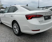 Zunanja slika - Škoda Octavia - 2.0 TDI CRYSTAL LED-LIMO.-NAVI-VIRTUAL-ACC-KAMERA- - 5 - Predogledna slika