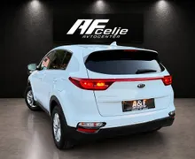 Notranja slika - KIA Sportage - 1.6 CRDI-LED-LIZING ZA TUJCE-TEMPOMAT-KAMERA... - 7 - Predogledna slika