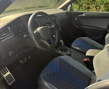 Notranja slika - Volkswagen Tiguan - R 4Motion 2.0 TSI DSG|320hp|33.000km|DCC|IQ|TOP - 9 - Predogledna slika