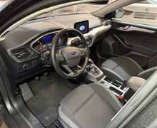 Notranja slika - Ford Focus - 1.0 - 41 - Predogledna slika