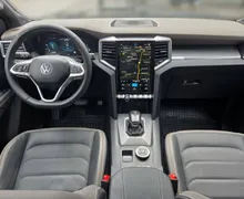 Notranja slika - Volkswagen Amarok - Aventura 3.0 TDI 4M Aut. 241KM... - 9 - Predogledna slika