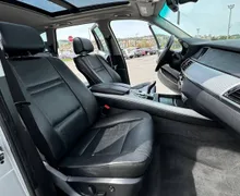 Notranja slika - BMW serija X5: - 3.0si Avt. - 9 - Predogledna slika